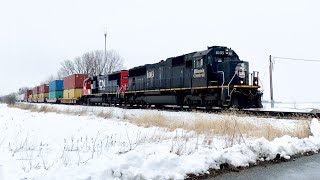 Pacing Illinois Central #1003 and #1008 on the A408 at Tuscola