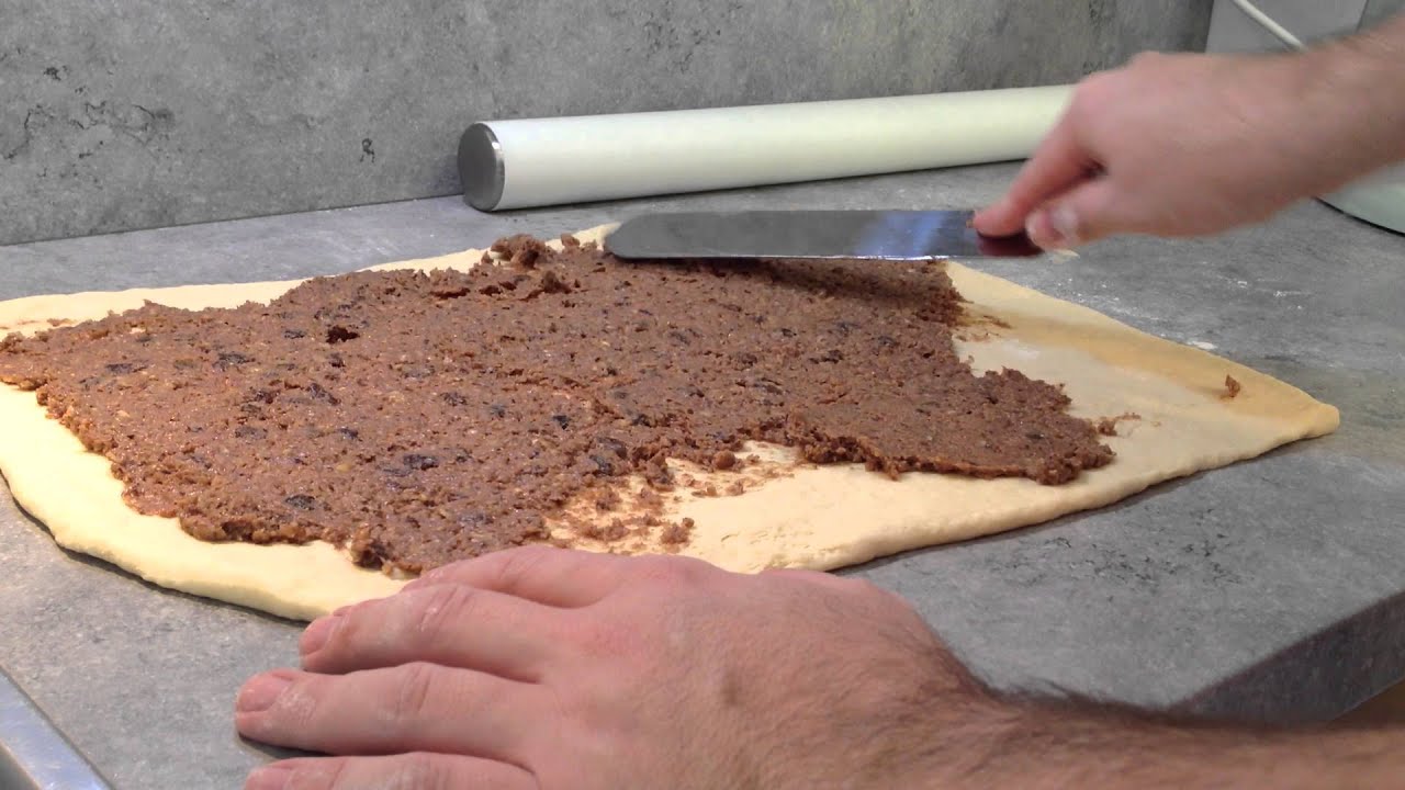 Nussschnecken Schneckennudeln aus Hefeteig mit Nussfüllung