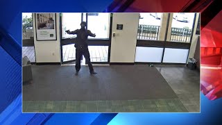 Armed man dressed in black robs TD Bank branch in Miami