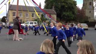 Whizz maypole dancing