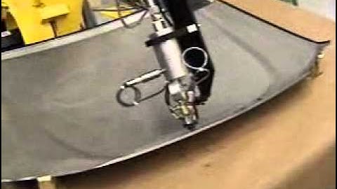 1K HEM FLANGE ADHESIVE AND ANTI-FLUTTER STITCHING: PANEL (P-A-B 3)