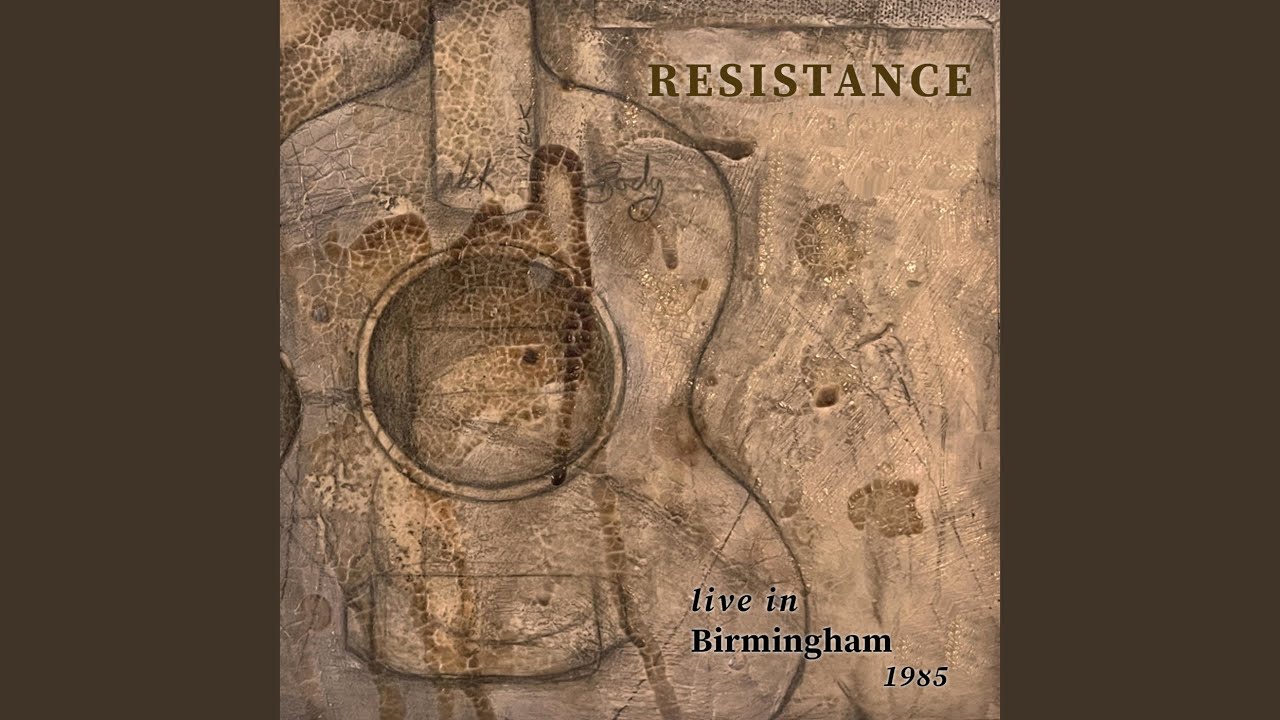 Guarda Each Stone (Live) su YouTube Guarda Each Stone (Live) su YouTube