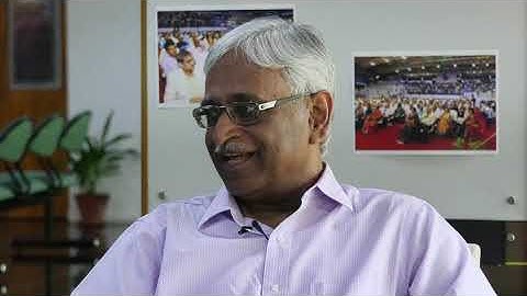 Dr. C. Mohan in conversation with Prof. R. Nagarajan