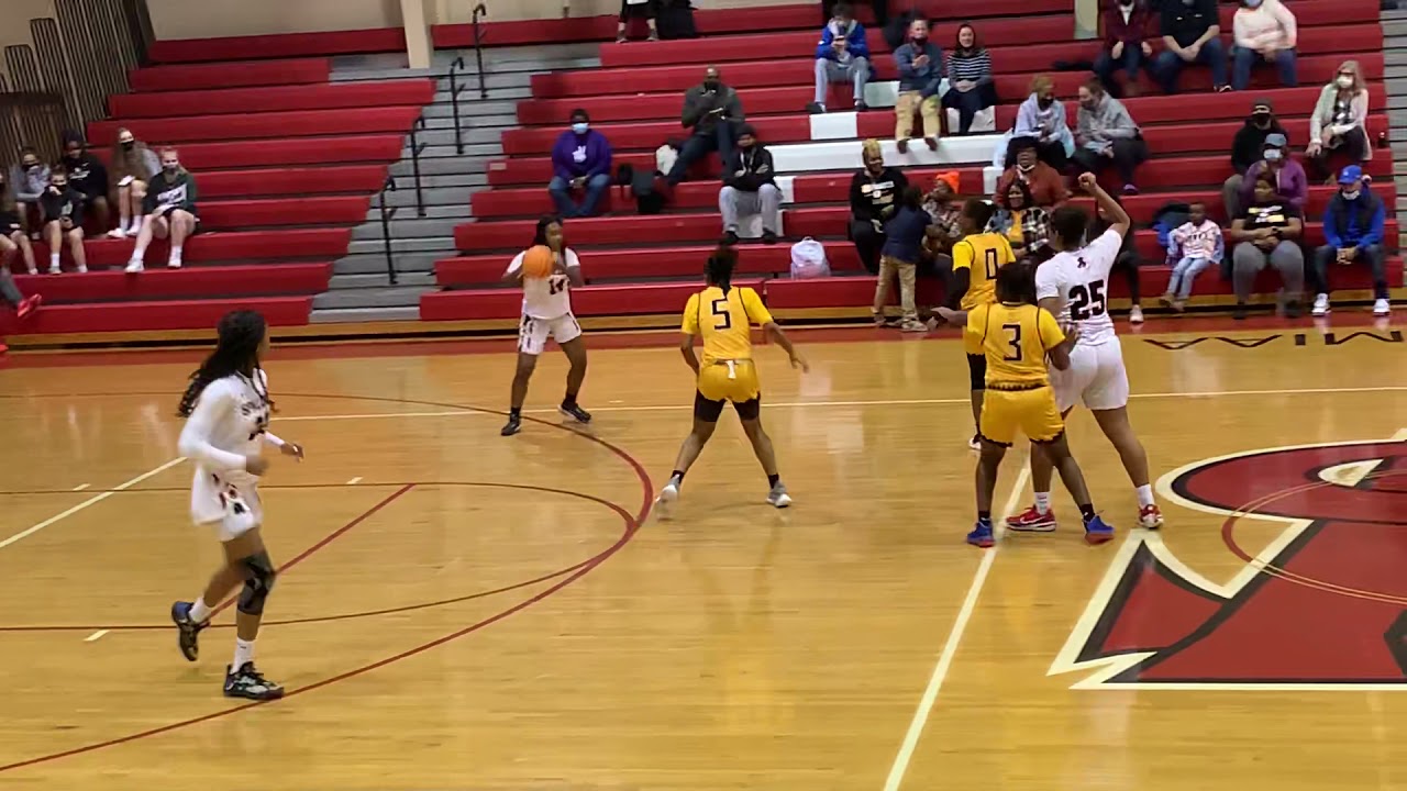 Daimoni Dorsey basket and one St. Frances/Spalding basketball 12/8/21