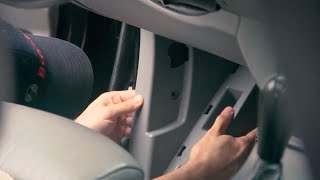 Как Снять Пластик Упора для Ног и Ручку Капота BMW X5 E53 E39 E38 Footrest Removal Instruction DIY