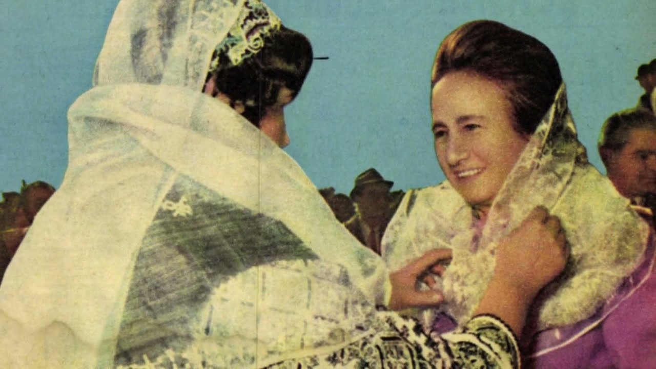 Cum a devenit Elena Ceaușescu “savantă de renume mondial”