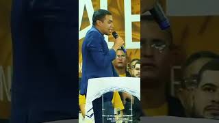 JESUS CURA, TRANSFORMA E LIBERTA.  CREEEIIIAAA.