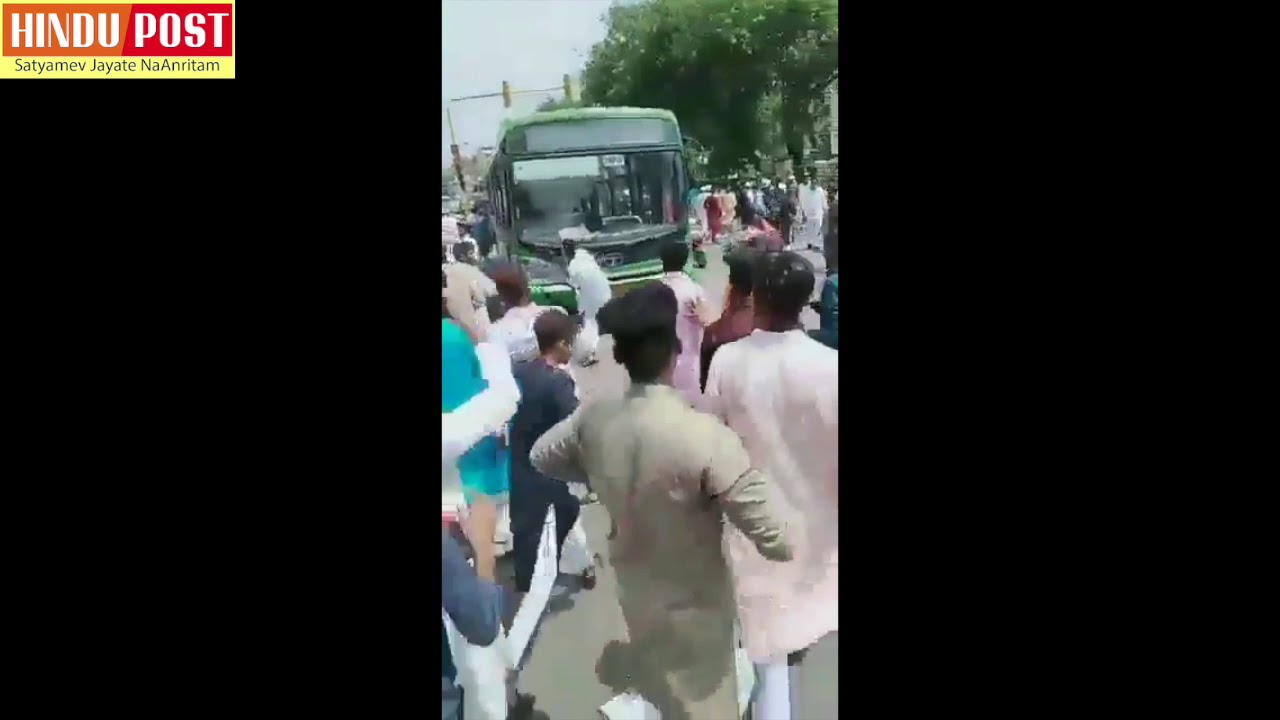 Mob Attack Eid Delhi