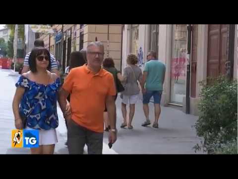 tv kanalları A Ferragosto grazie al clima fresco la città non è deserta
