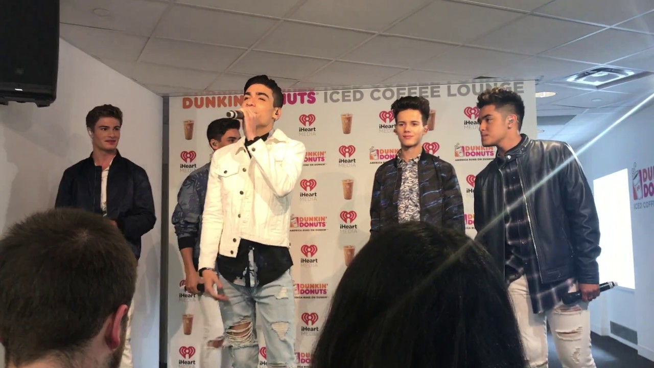 In Real Life z100 Eyes Closed Performance