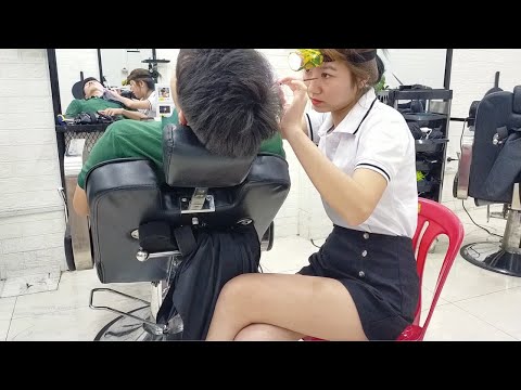 Relaxing earwax at Vietnam Barbershop, she helps me fall asleep easily