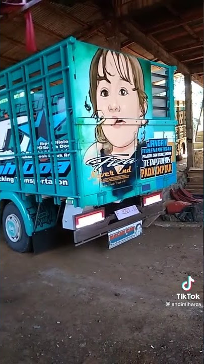 truk oleng (awas awas mobil orang ganteng mau lewat)