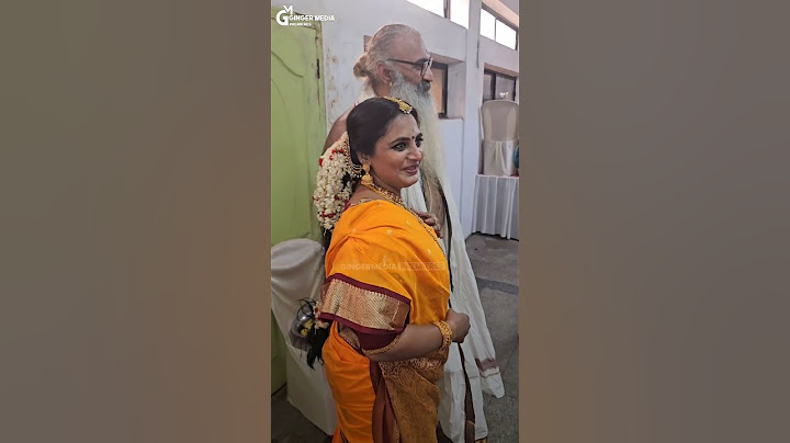 ഭർത്താവിൻറെ കൈവിടാതെ ചേർത്ത് പിടിച്ച് ദിവ്യ ശ്രീധർ..! Divya Sridhar spotted Wedding