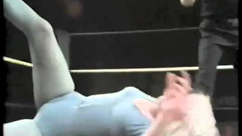 Mitzi Mueller vs Patti McGoohan