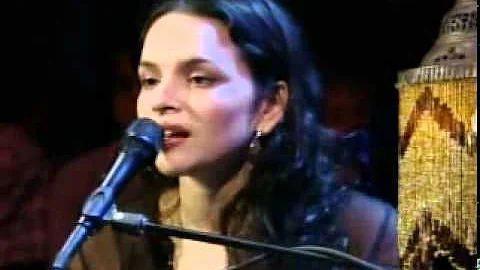 A+++   Norah Jones   Help Me Make It Through The N...