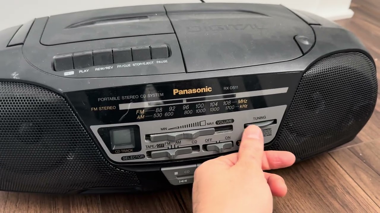 A 1995 Panasonic RX-DS11 review - YouTube