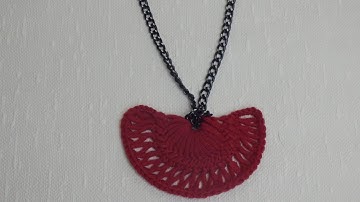 Make a Pretty Crochet Necklace - DIY Style - Guidecentral