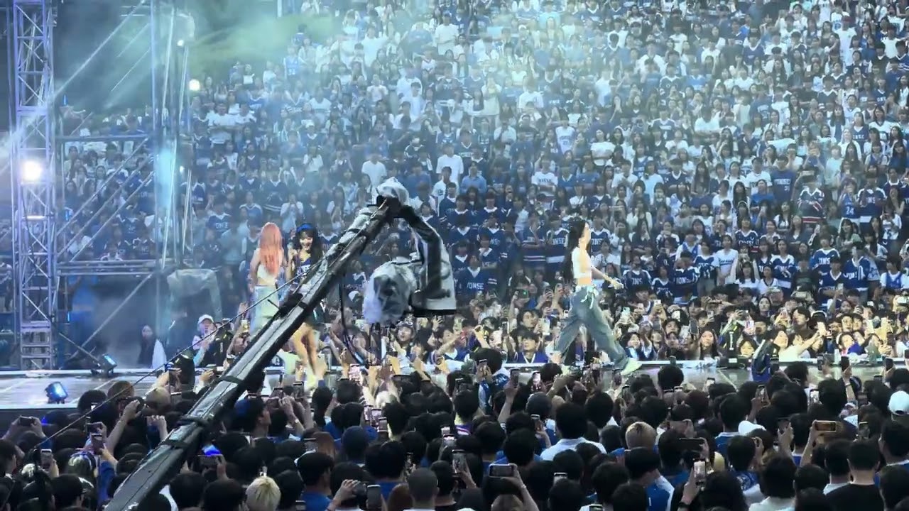 240525 [4K](G)I-DLE MY BAG 연세대 아카라카 YONSEI AKARAKA FESTIVAL