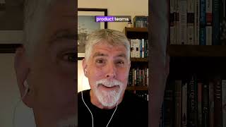How does Mark Richards recommend software engineers learn the business domain