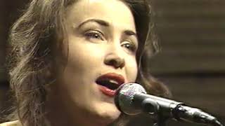 Video thumbnail of "Mary Margaret O'Hara - When You Know Why You're Happy [Sunday Night Live - 1989]"