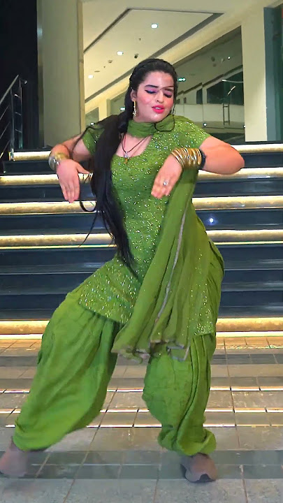 Pasoorian da Kamm Ki? ♥️🤭🫶… #diljit #diljitdosanjh #neeru #neerubajwa #mixsingh #giddah #punjabi