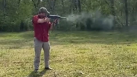 Firing the US M3A1 “Grease Gun” .45 ACP