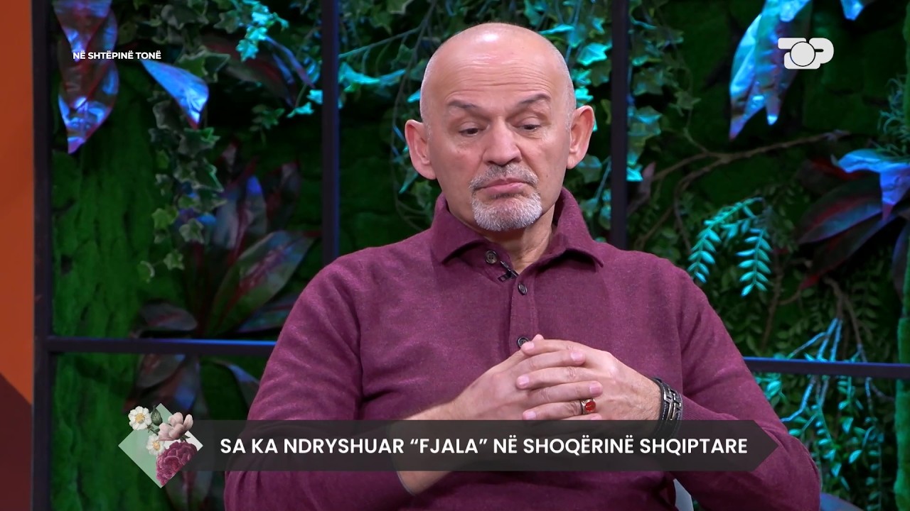 “Më nxorri pistoletën
