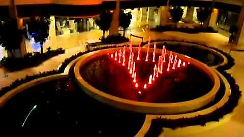 Dai phun nuoc nghe thuat - Nhac nuoc - Tu dong hoa giai tri Hai Dang.flv