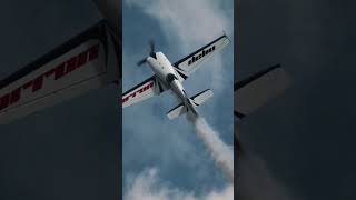 Aarron Deliu in his extra 330sc. #airshow #aviation #performer #plane #flying #aerobatic #aeroworld