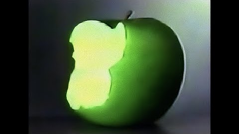 Commodore 64 - More Memory Than The Apple II (1982 Commercial) 4K