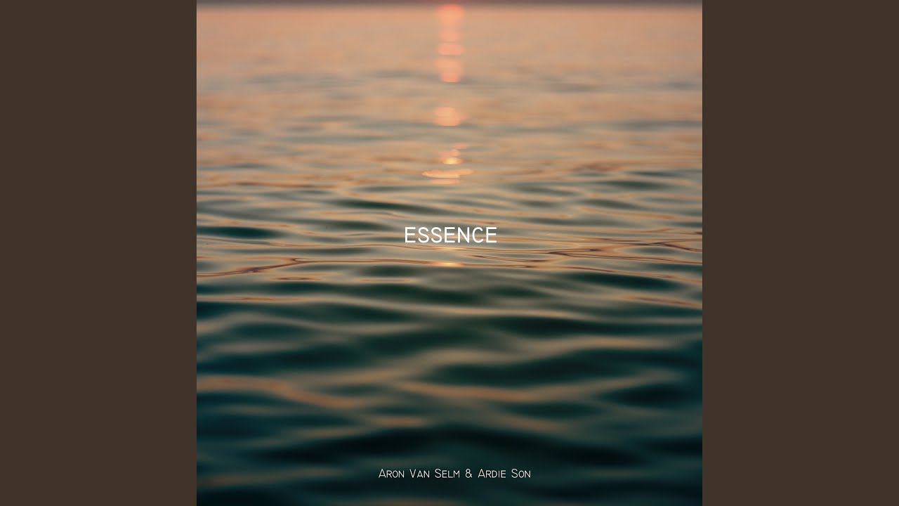 Guarda Essence su YouTube Guarda Essence su YouTube