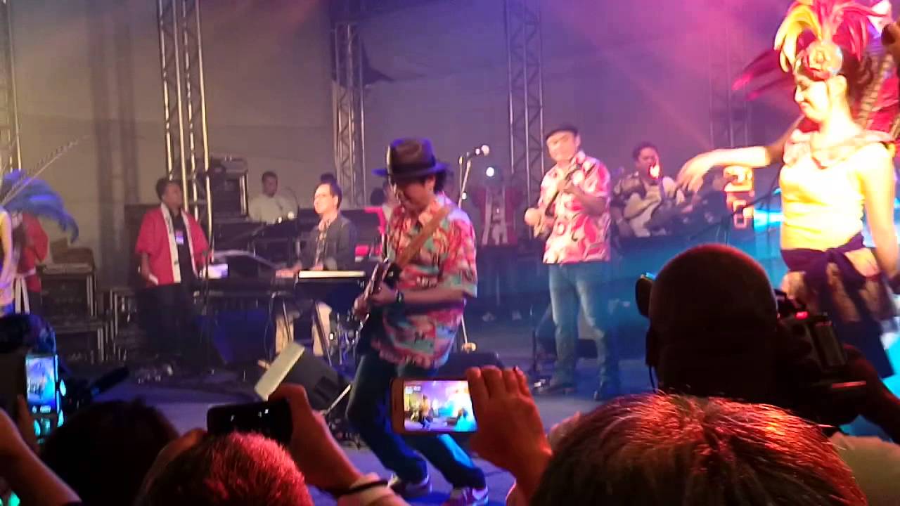 Shimanchu Nu Takara Begin Okinawa Festival 15 Brazil Youtube