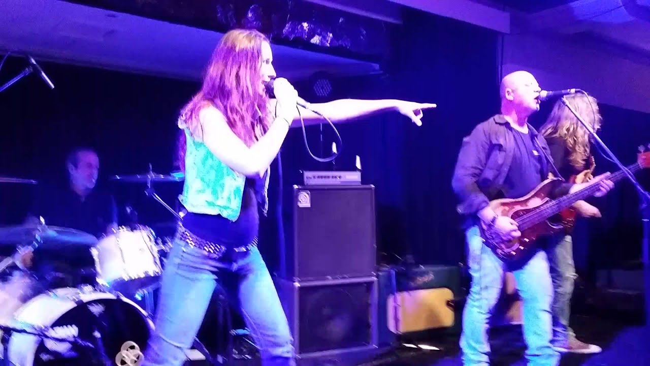 AC/DSHE . Dirty Deeds. AC/DC Tribute. - YouTube