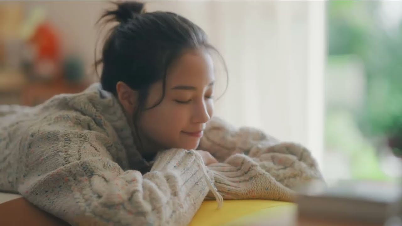 Suntory Premium Malts CM with Suzu Hirose and Yo Oizumi ザ