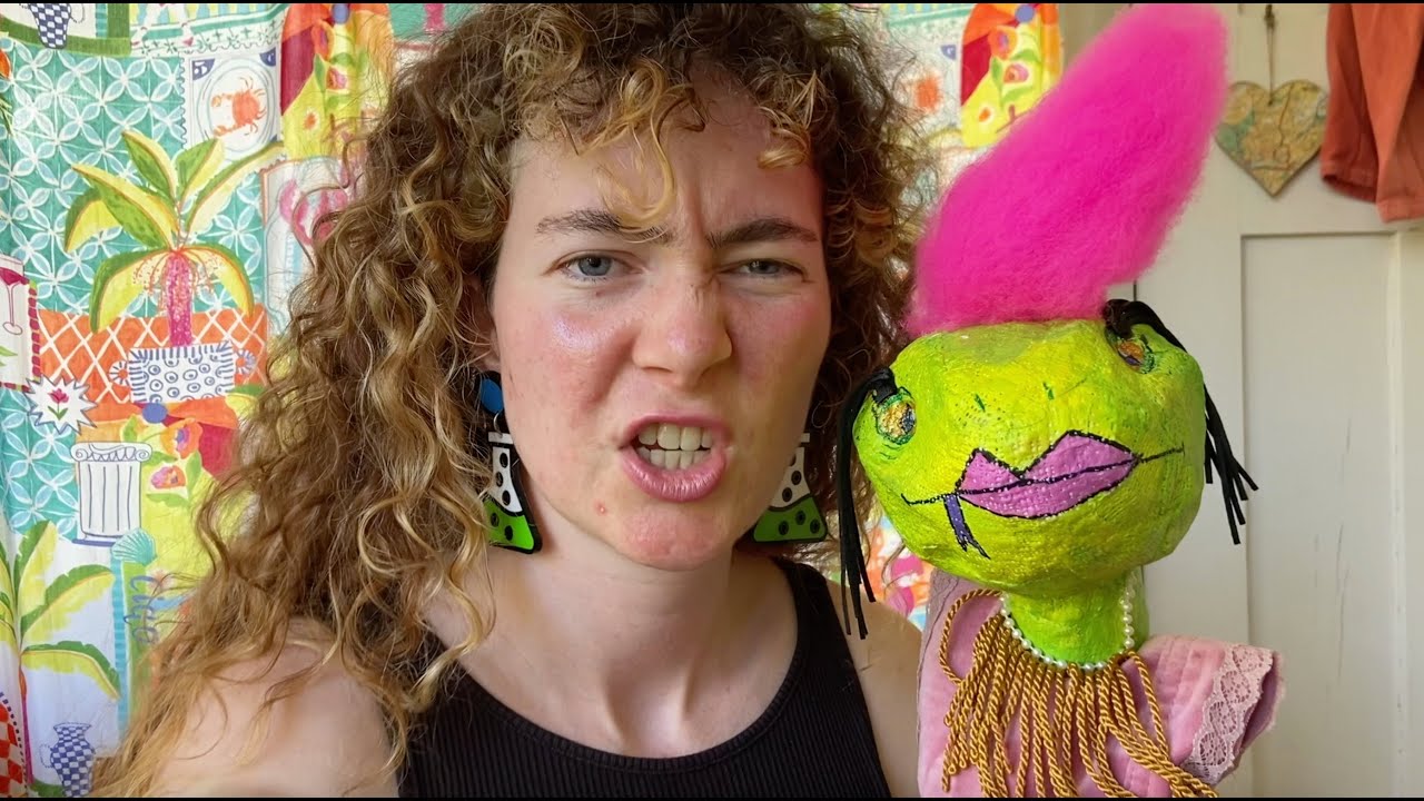 Get a passive aggressive makeover from me & my diva lizard🦎: personal attention, whisper, haircut✂️