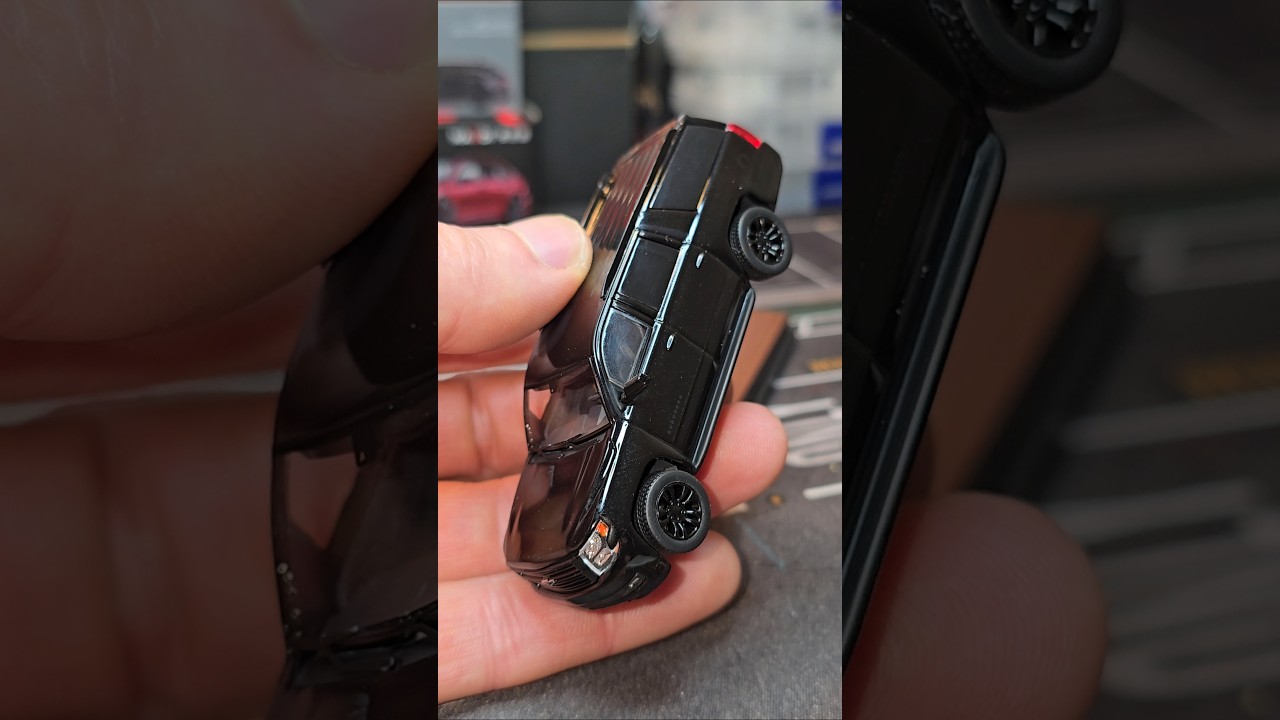 Модель автомобиля Chevrolet Секретной службы в масштабе 1/64. Да/Нет?