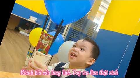 Khinh khí cầu lung linh. Tay em làm thật xinh. Trang trí trái tim nhỏ. Đẹp lung linh sắc màu.