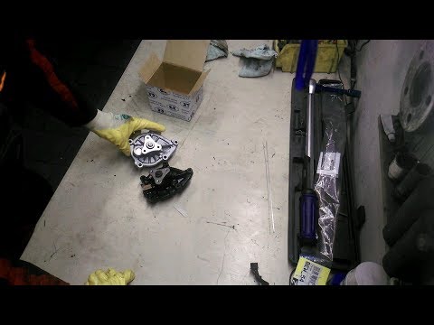 ЗАМЕНА ВОДЯНОГО НАСОСА / PEUGEOT 207 / 1.4vti 2010 / REPLACING THE WATER PUMP
