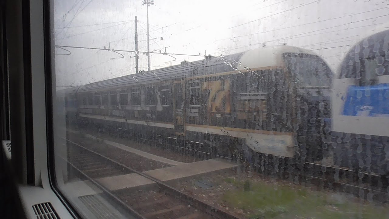 Imbarco e sbarco a bordo dell'IC 723 da Villa S.Giovanni a Messina Marittima!