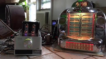 Seeburg 3w1 with Integrated Speakers