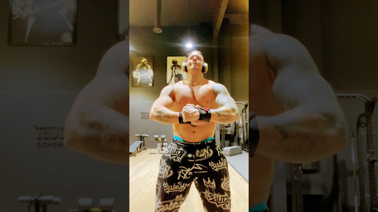 #bodybuilding #motivation #delttraining #powerhouse #training