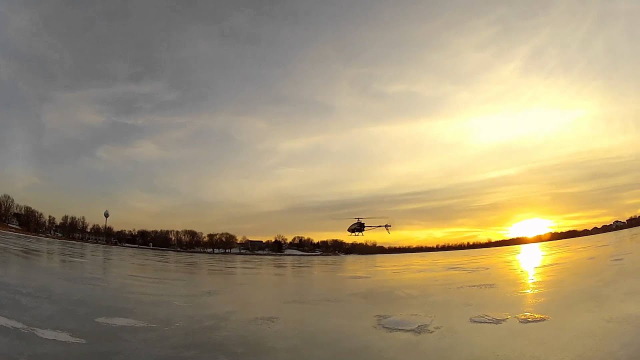Ice Skating my TREX 450 Pro 3gx V2 over a Frozen Lake Benton, Cologne