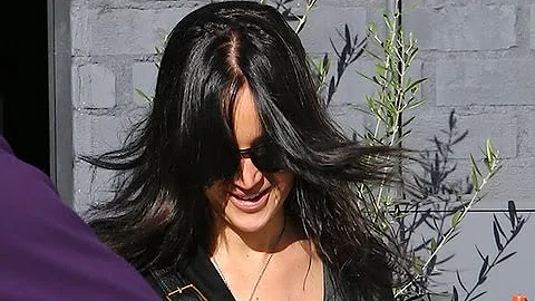 Jennifer Lawrence Goes Brunette Again!