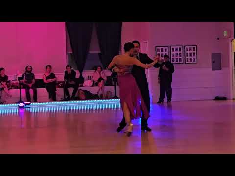 Virginia Vasconi and David Palo at Milonga Tukis (4 of 4)