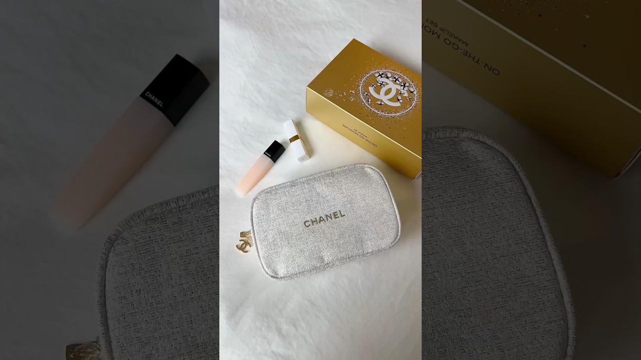 Unboxing Chanel's makeup bag 😍 2023 🤍🖤 this one's def worth the hyp