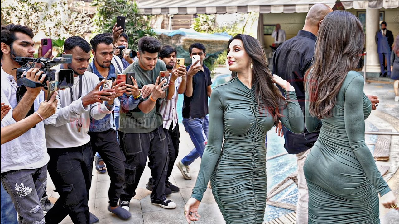 Paps Going CRAZY looking at Nora Fatehi Stunning Look at Crakk Movie Promotion