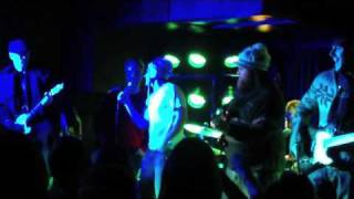 eclectic approach-fat girls & weed