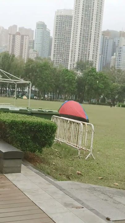 #lari #bawa #tenda #tkwhongkong