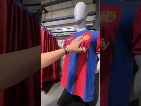 الفرق بين تيشيرت المشجعين والعبين
