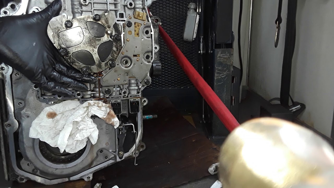 4T40E/4T45E Chevy Car Transmission Pump Removal YouTube